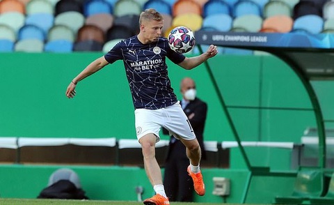 Cầu thủ Man City phải thanh minh cho vợ ngay trong ngày cưới vì chỉ trích Guardiola - Ảnh 1. Cầu thủ Man City phải thanh minh cho vợ ngay trong ngày cưới vì chỉ trích Guardiola - Ảnh 1.