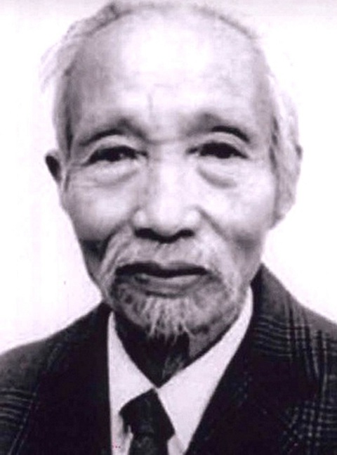 Tưởng thưởng họa sĩ Bùi Trang Chước - người vẽ thực sự Quốc huy Việt Nam - Ảnh 1. Tưởng thưởng họa sĩ Bùi Trang Chước - người vẽ thực sự Quốc huy Việt Nam - Ảnh 1.