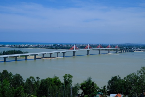 Tang thương xóm nghèo nơi có 3 em nhỏ chết đuối - Ảnh 6. Tang thương xóm nghèo nơi có 3 em nhỏ chết đuối - Ảnh 6.
