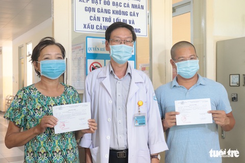 Bệnh nhân 517 xuất viện: Tôi từng suy sụp vì nghĩ mình làm ảnh hưởng nhiều người - Ảnh 2. Bệnh nhân 517 xuất viện: Tôi từng suy sụp vì nghĩ mình làm ảnh hưởng nhiều người - Ảnh 2.