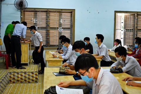 13 thí sinh Khánh Hòa thi tốt nghiệp THPT đợt 2 tại Đắk Lắk - Ảnh 1. 13 thí sinh Khánh Hòa thi tốt nghiệp THPT đợt 2 tại Đắk Lắk - Ảnh 1.