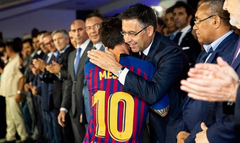 Hãy thôi đâm sau lưng Messi đi, Barca! - Ảnh 2. Hãy thôi đâm sau lưng Messi đi, Barca! - Ảnh 2.