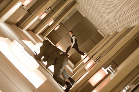 Inception: phim giải trí hấp dẫn ngụy trang thành kiệt tác? - Ảnh 4. Inception: phim giải trí hấp dẫn ngụy trang thành kiệt tác? - Ảnh 4.