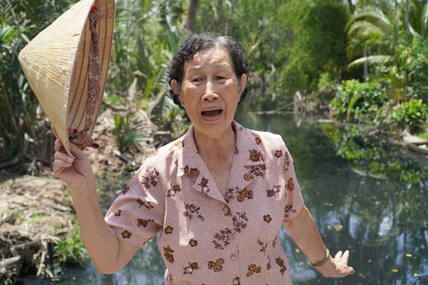 Cả ngàn hộ dân khốn khổ vì đập tạm ngăn mặn gây ô nhiễm - Ảnh 4. Cả ngàn hộ dân khốn khổ vì đập tạm ngăn mặn gây ô nhiễm - Ảnh 4.