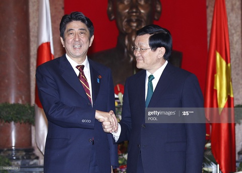 Mối thân tình Việt - Nhật khi ông Shinzo Abe làm thủ tướng - Ảnh 2. Mối thân tình Việt - Nhật khi ông Shinzo Abe làm thủ tướng - Ảnh 2.