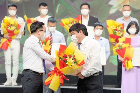 Trao giải Giải sáng tác, quảng bá tác phẩm văn học, nghệ thuật, báo chí về Bác - Ảnh 3. Trao giải Giải sáng tác, quảng bá tác phẩm văn học, nghệ thuật, báo chí về Bác - Ảnh 3.
