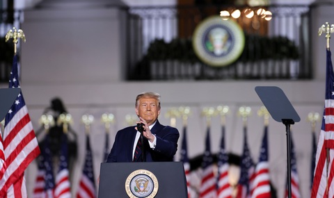 Ông Trump nhận đề cử, cảnh báo Trung Quốc sẽ kiểm soát Mỹ nếu ông Biden đắc cử - Ảnh 1. Ông Trump nhận đề cử, cảnh báo Trung Quốc sẽ kiểm soát Mỹ nếu ông Biden đắc cử - Ảnh 1.