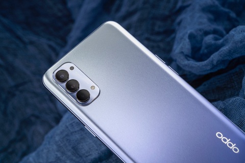 Chiêm ngưỡng phiên bản màu tím khói của OPPO Reno4 vừa ra mắt - Ảnh 2. Chiêm ngưỡng phiên bản màu tím khói của OPPO Reno4 vừa ra mắt - Ảnh 2.