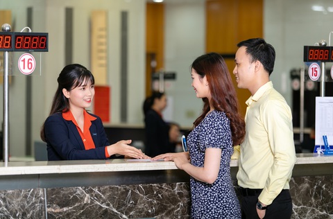 Sacombank tặng quà cho doanh nghiệp có doanh số giao dịch ngoại hối lớn - Ảnh 1. Sacombank tặng quà cho doanh nghiệp có doanh số giao dịch ngoại hối lớn - Ảnh 1.