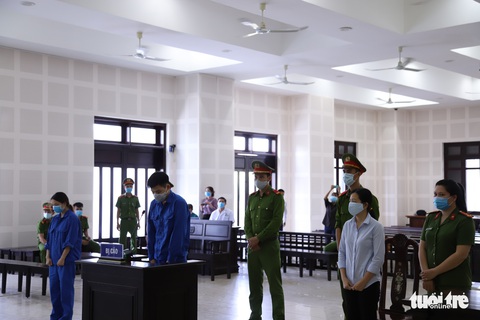 Người Trung Quốc lãnh 8 năm tù vì nhập cảnh trái phép vào Đà Nẵng - Ảnh 4. Người Trung Quốc lãnh 8 năm tù vì nhập cảnh trái phép vào Đà Nẵng - Ảnh 4.