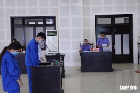 Người Trung Quốc lãnh 8 năm tù vì nhập cảnh trái phép vào Đà Nẵng - Ảnh 2. Người Trung Quốc lãnh 8 năm tù vì nhập cảnh trái phép vào Đà Nẵng - Ảnh 2.