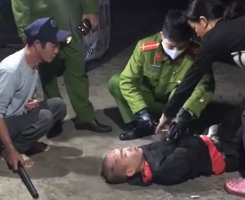 Bán xe đạp mua dao búa đi chém người cướp tài sản - Ảnh 1. Bán xe đạp mua dao búa đi chém người cướp tài sản - Ảnh 1.