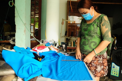 Bên trong khu dân cư có gia đình 7 người nhiễm COVID-19 - Ảnh 16. Bên trong khu dân cư có gia đình 7 người nhiễm COVID-19 - Ảnh 16.