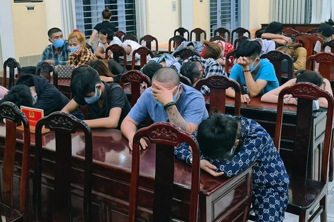 Sau tiệc sinh nhật, mở ‘tiệc ma túy’ đãi bạn - Ảnh 1. Sau tiệc sinh nhật, mở ‘tiệc ma túy’ đãi bạn - Ảnh 1.