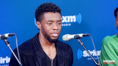Báo Đen Chadwick Boseman bật khóc năm 2018, hôm qua khán giả mới hiểu tại sao - Ảnh 4. Báo Đen Chadwick Boseman bật khóc năm 2018, hôm qua khán giả mới hiểu tại sao - Ảnh 4.