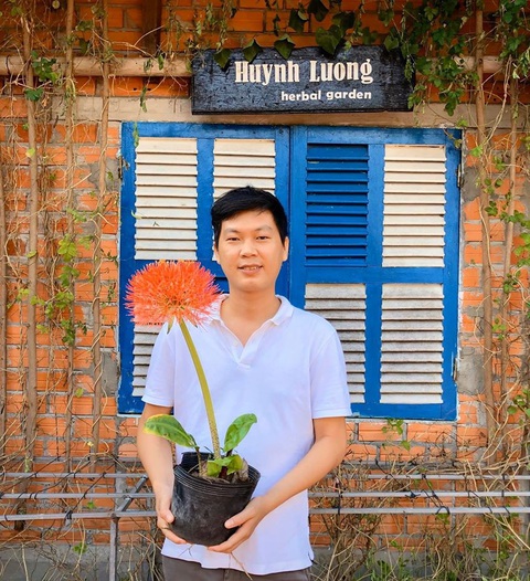 Bỏ ngang ngành tài chính, mở phòng khám y học cổ truyền làm từ thiện - Ảnh 2. Bỏ ngang ngành tài chính, mở phòng khám y học cổ truyền làm từ thiện - Ảnh 2.