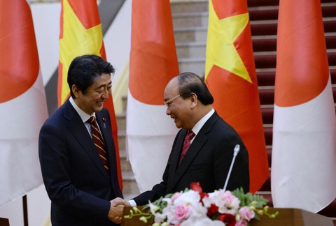 Dấu ấn đặc biệt của Thủ tướng Abe trong quan hệ với Việt Nam - Ảnh 1. Dấu ấn đặc biệt của Thủ tướng Abe trong quan hệ với Việt Nam - Ảnh 1.