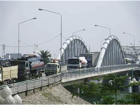TP.HCM điều chỉnh giao thông qua cầu Tân Thuận 1 và 2 - Ảnh 1. TP.HCM điều chỉnh giao thông qua cầu Tân Thuận 1 và 2 - Ảnh 1.