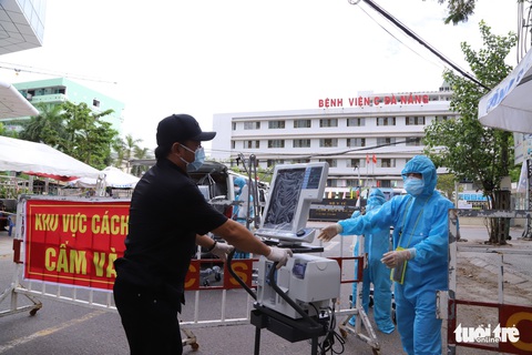 Người chơi lan tiếp sức Bệnh viện Đà Nẵng 5 máy thở trị giá 2,75 tỉ - Ảnh 2. Người chơi lan tiếp sức Bệnh viện Đà Nẵng 5 máy thở trị giá 2,75 tỉ - Ảnh 2.