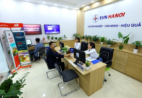 Thanh toán hóa đơn, sử dụng dịch vụ điện: Khi công nghệ thay sức con người - Ảnh 1. Thanh toán hóa đơn, sử dụng dịch vụ điện: Khi công nghệ thay sức con người - Ảnh 1.