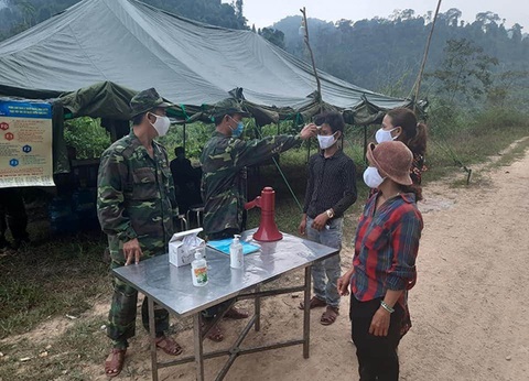 Quảng Bình lập 30 điểm chốt chặn, kiểm soát chặt hơn 220km biên giới Việt - Lào - Ảnh 1. Quảng Bình lập 30 điểm chốt chặn, kiểm soát chặt hơn 220km biên giới Việt - Lào - Ảnh 1.