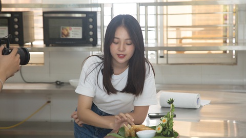 19h tối nay phát sóng Khám phá trường học tại ĐH Duy Tân - Ảnh 4. 19h tối nay phát sóng Khám phá trường học tại ĐH Duy Tân - Ảnh 4.