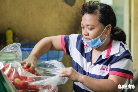 Thảo cầm viên Sài Gòn nuôi thú ra sao những ngày COVID-19? - Ảnh 3. Thảo cầm viên Sài Gòn nuôi thú ra sao những ngày COVID-19? - Ảnh 3.