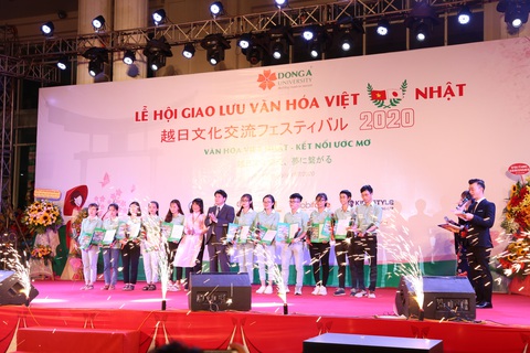 ĐH Đông Á - Đảm bảo việc làm cho sinh viên ra trường trong 4 năm tới - Ảnh 2. ĐH Đông Á - Đảm bảo việc làm cho sinh viên ra trường trong 4 năm tới - Ảnh 2.