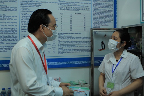 Bộ trưởng Bộ GD-ĐT Phùng Xuân Nhạ: Nỗ lực để có một kỳ thi an toàn - Ảnh 1. Bộ trưởng Bộ GD-ĐT Phùng Xuân Nhạ: Nỗ lực để có một kỳ thi an toàn - Ảnh 1.