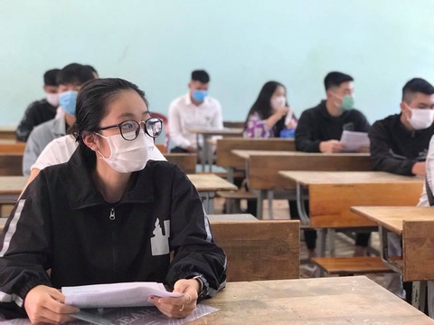 Thí sinh bắt đầu làm thủ tục thi tốt nghiệp THPT, kỳ thi chưa từng có - Ảnh 29. Thí sinh bắt đầu làm thủ tục thi tốt nghiệp THPT, kỳ thi chưa từng có - Ảnh 29.