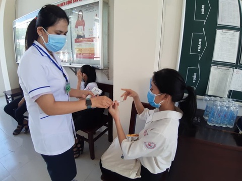Thí sinh bắt đầu làm thủ tục thi tốt nghiệp THPT, kỳ thi chưa từng có - Ảnh 22. Thí sinh bắt đầu làm thủ tục thi tốt nghiệp THPT, kỳ thi chưa từng có - Ảnh 22.