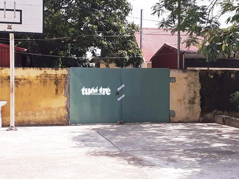 Thái Bình: 8 thí sinh đi thi bằng xe chuyên dụng, bài thi được khử khuẩn bằng đèn cực tím - Ảnh 3. Thái Bình: 8 thí sinh đi thi bằng xe chuyên dụng, bài thi được khử khuẩn bằng đèn cực tím - Ảnh 3.