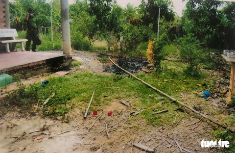 Con rể vay tiền không trả lãi, mẹ vợ bị đào mộ đốt hài cốt - Ảnh 1. Con rể vay tiền không trả lãi, mẹ vợ bị đào mộ đốt hài cốt - Ảnh 1.