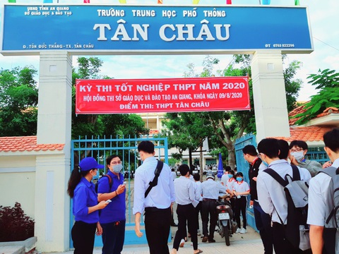 Thi tốt nghiệp THPT 2020: Những sự trợ giúp đặc biệt - Ảnh 7. Thi tốt nghiệp THPT 2020: Những sự trợ giúp đặc biệt - Ảnh 7.