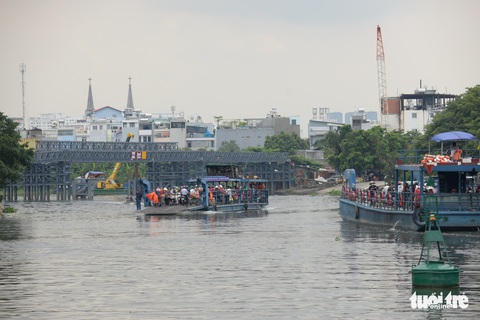 Mùa Vu lan viếng Miếu Nổi Phù Châu 200 tuổi nằm giữa sông Bến Cát - Sài Gòn - Ảnh 3. Mùa Vu lan viếng Miếu Nổi Phù Châu 200 tuổi nằm giữa sông Bến Cát - Sài Gòn - Ảnh 3.
