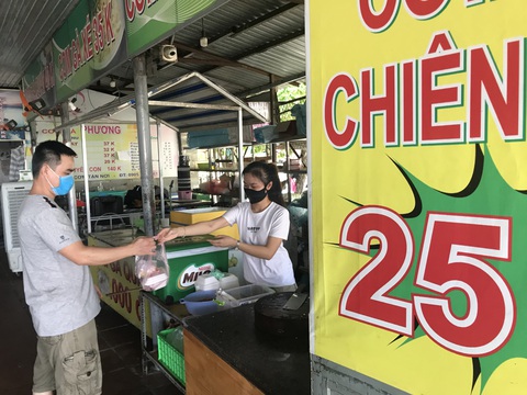 Từ sáng nay 11-9, Đà Nẵng cho phép nhà hàng, quán ăn tại chỗ hoạt động trở lại - Ảnh 1. Từ sáng nay 11-9, Đà Nẵng cho phép nhà hàng, quán ăn tại chỗ hoạt động trở lại - Ảnh 1.