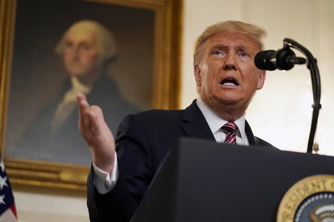 Thừa nhận giảm nhẹ mức độ dịch của ông Trump ảnh hưởng uy tín mức nào? - Ảnh 1. Thừa nhận giảm nhẹ mức độ dịch của ông Trump ảnh hưởng uy tín mức nào? - Ảnh 1.