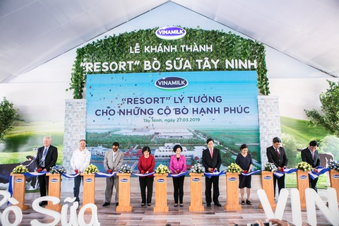 Hệ thống trang trại bò sữa Vinamilk tăng trưởng ấn tượng - Ảnh 2. Hệ thống trang trại bò sữa Vinamilk tăng trưởng ấn tượng - Ảnh 2.