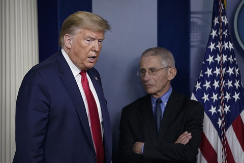 Tổng thống Trump khoe ảnh ngầu là ảnh gì? - Ảnh 2. Tổng thống Trump khoe ảnh ngầu là ảnh gì? - Ảnh 2.