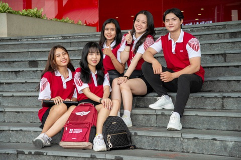 Đại học HIU xét điểm thi THPT từ 15 và đánh giá năng lực từ 600 - Ảnh 3. Đại học HIU xét điểm thi THPT từ 15 và đánh giá năng lực từ 600 - Ảnh 3.
