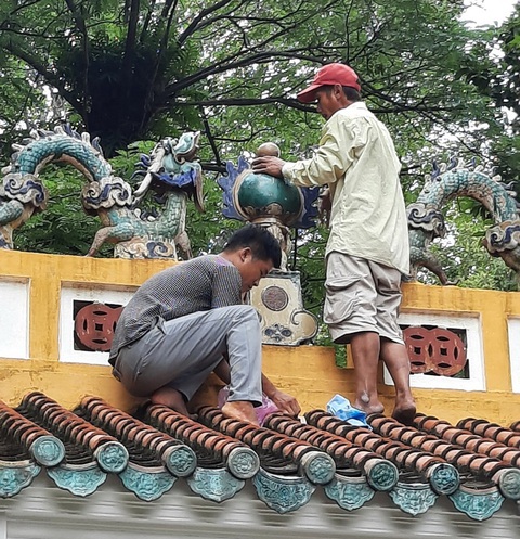 Tìm được trái châu của lăng Ông Bà Chiểu từ đường dây trộm cổ vật - Ảnh 1. Tìm được trái châu của lăng Ông Bà Chiểu từ đường dây trộm cổ vật - Ảnh 1.
