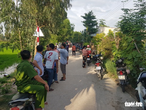 Đi tắm ở hồ nước sau vườn, 5 đứa trẻ chết đuối thương tâm - Ảnh 2. Đi tắm ở hồ nước sau vườn, 5 đứa trẻ chết đuối thương tâm - Ảnh 2.