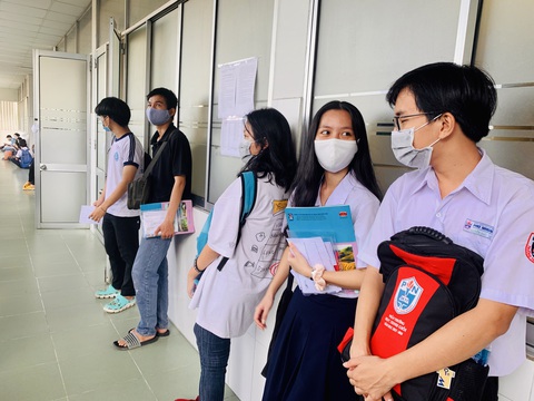 Điểm sàn ĐH Công nghiệp TP.HCM, kết quả tuyển thẳng ĐH Y khoa Phạm Ngọc Thạch - Ảnh 1. Điểm sàn ĐH Công nghiệp TP.HCM, kết quả tuyển thẳng ĐH Y khoa Phạm Ngọc Thạch - Ảnh 1.