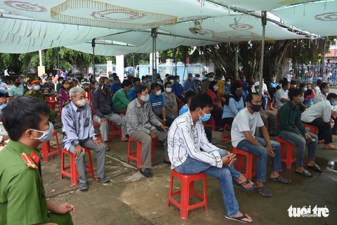 3 bị cáo đưa người trái phép sang biên giới nhận 14 năm tù - Ảnh 2. 3 bị cáo đưa người trái phép sang biên giới nhận 14 năm tù - Ảnh 2.
