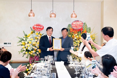 Lễ công bố quyết định khách sạn DIC Star Vĩnh Phúc đạt chuẩn 5 sao - Ảnh 1. Lễ công bố quyết định khách sạn DIC Star Vĩnh Phúc đạt chuẩn 5 sao - Ảnh 1.