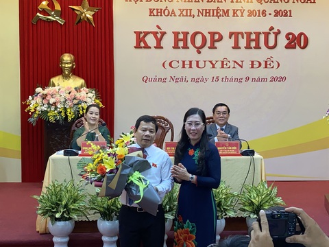 Ông Đặng Văn Minh làm chủ tịch UBND tỉnh Quảng Ngãi - Ảnh 1. Ông Đặng Văn Minh làm chủ tịch UBND tỉnh Quảng Ngãi - Ảnh 1.