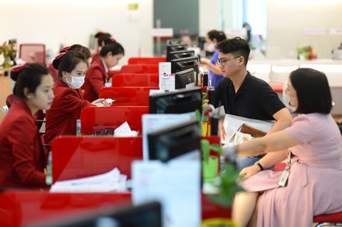 Tước quyền quyết room vốn ngoại của ngân hàng: Chuyên gia nói gì? - Ảnh 1. Tước quyền quyết room vốn ngoại của ngân hàng: Chuyên gia nói gì? - Ảnh 1.