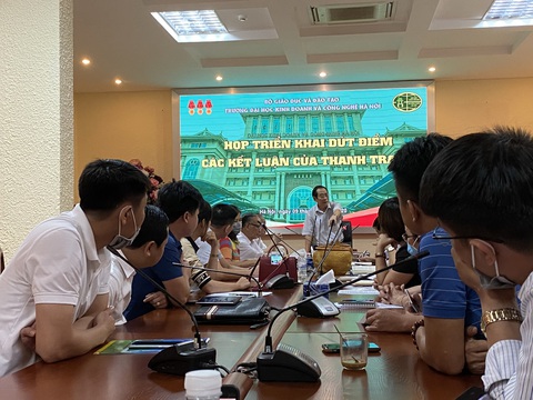 Trường đại học tuyển chui hàng ngàn sinh viên dược? - Ảnh 1. Trường đại học tuyển chui hàng ngàn sinh viên dược? - Ảnh 1.