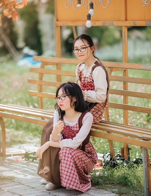Đôi bạn giành giải nhì cấp tỉnh tuyển thẳng vào ĐH Duy Tân - Ảnh 2. Đôi bạn giành giải nhì cấp tỉnh tuyển thẳng vào ĐH Duy Tân - Ảnh 2.