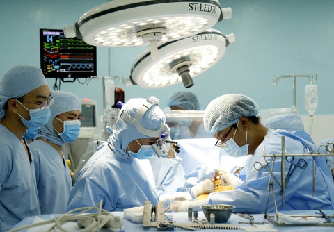 Bệnh viện tuyến quận thực hiện thành công một kỹ thuật đỉnh cao trên thế giới - Ảnh 1. Bệnh viện tuyến quận thực hiện thành công một kỹ thuật đỉnh cao trên thế giới - Ảnh 1.